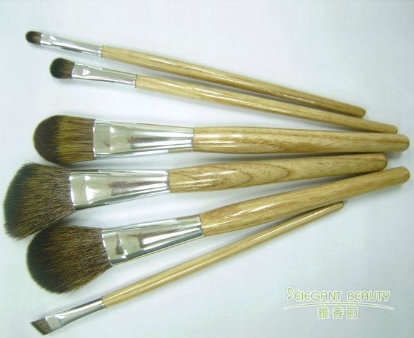 如何根据季节变化选择合适的糖心VLOG产精国品免费入材质？